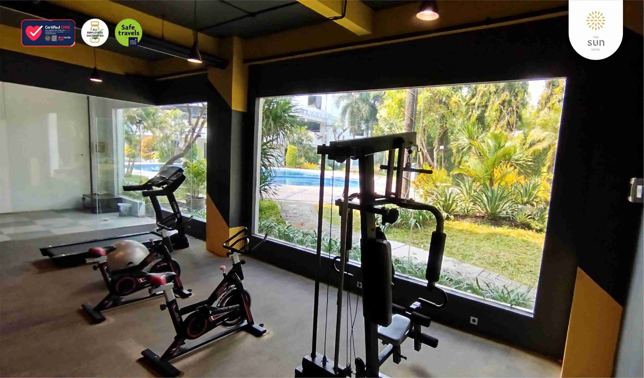 GYM & POOL